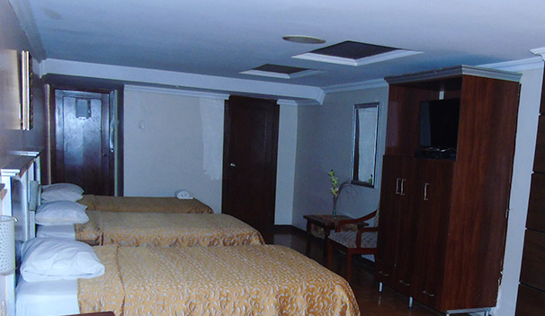 habitacion triple guayaquil hotel hoteles centro malecon